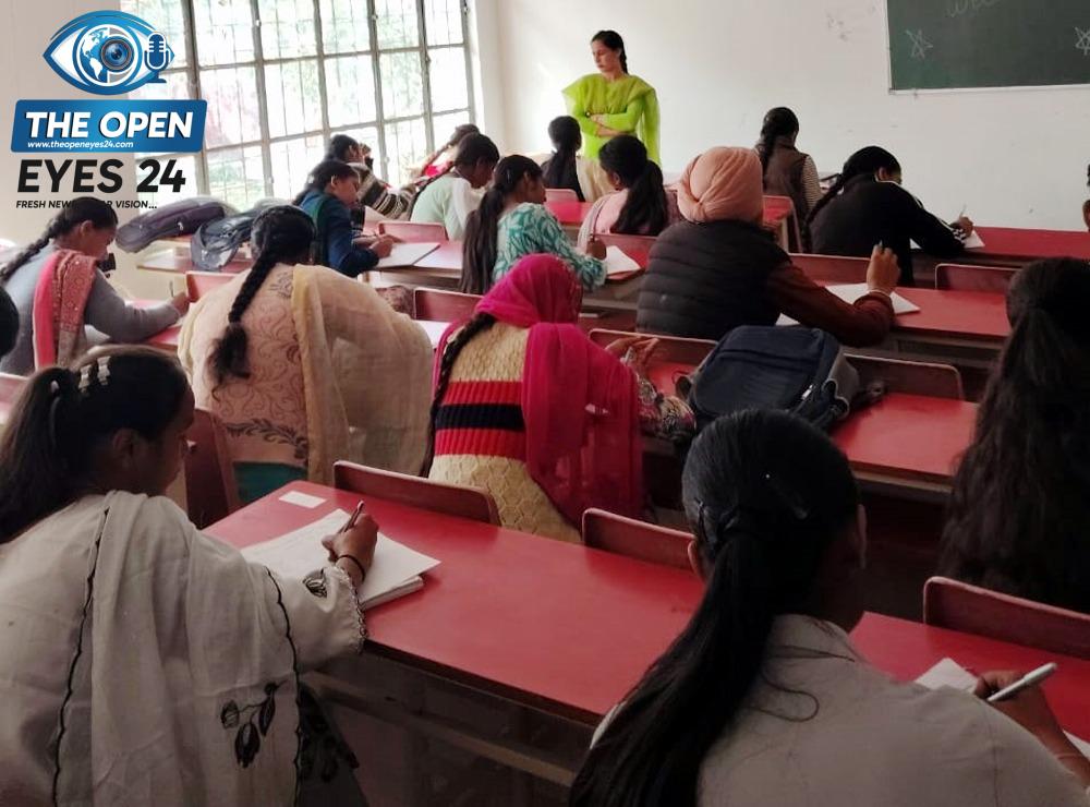 ਐੱਸਐੱਡੀ ਕਾਲਜ ਬਰਨਾਲਾ ਵਿਖੇ ਭਾਵਨਾਤਮਕ ਸੁਖ ਸਿਹਤ ਵਿਸ਼ੇ `ਤੇ ਕਰਵਾਇਆ ਲੇਖ ਲਿਖਣ ਮੁਕਾਬਲਾ