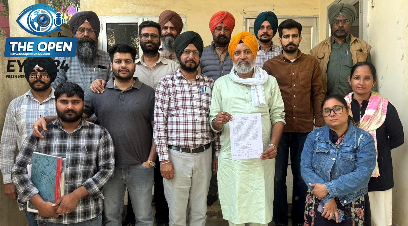 ਬਰਨਾਲਾ ਪੰਚਾਇਤ ਸਕੱਤਰ ਯੂਨੀਅਨ ਵੱਲੋਂ ਨਿਯਮਾਂ ਦੇ ਉਲਟ ਅਡਵਾਂਸ ਪੇਮੈਂਟਾਂ ਦੇ ਦਬਾਅ ਵਿਰੁੱਧ ਮੋਰਚਾ: ਕਲਮ ਛੋੜ ਹੜਤਾਲ ਦੀ ਦਿੱਤੀ ਚੇਤਾਵਨੀ