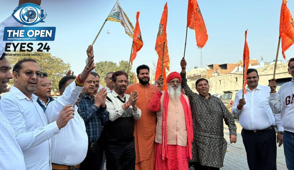 ਬਰਨਾਲਾ `ਚ ਸੋਮਨਾਥ ਜਯੋਤਿਰਲਿੰਗ ਅੰਸ਼ ਯਾਤਰਾ ਨੂੰ ਸਮਰਪਿਤ ਵਿਸ਼ਾਲ ਸ਼ੋਭਾ ਯਾਤਰਾ ਨਾਲ ਸ਼ਰਧਾ ਦੇ ਰੰਗ `ਚ ਰੰਗਿਆ ਸ਼ਹਿਰ