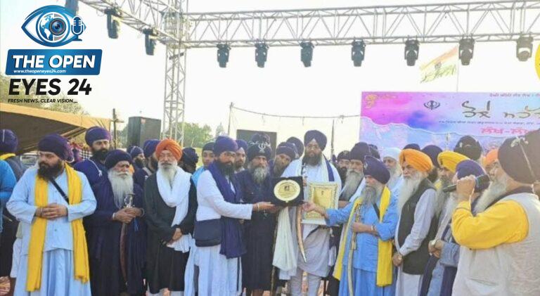 ਖਾਲਸਾਈ ਰੂਹ ਨਾਲ ਰੰਗਿਆ ਹੋਲਾ ਮਹੱਲਾ: ਬੁੱਢਾ ਦਲ ਦੇ ਇੰਟਰਨੈਸ਼ਨਲ ਗਤਕਾ ਮੁਕਾਬਲੇ ਸ਼ੁਰੂ, ਸਿੰਘ ਸਾਹਿਬ ਗਿਆਨੀ ਅਮਰਜੀਤ ਸਿੰਘ ਦਾ ਵਿਸ਼ੇਸ਼ ਸਨਮਾਨ।