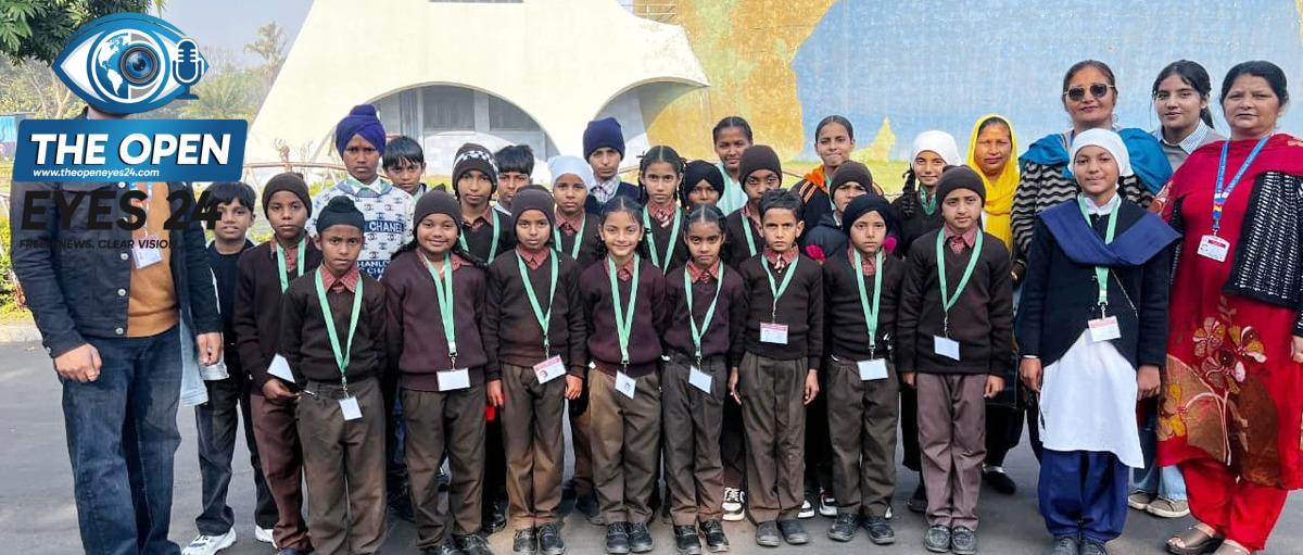 ਸਰਕਾਰੀ ਪ੍ਰਾਇਮਰੀ ਸਕੂਲ ਨਰਾਇਣਗੜ੍ਹ ਸੋਹੀਆਂ ਦੇ ਬੱਚਿਆਂ ਨੇ ਲਾਇਆ ਦੋ ਰੋਜ਼ਾ ਵਿਦਿਅਕ ਟੂਰ; ਦੇਸ਼ ਭਗਤੀ ਤੇ ਗਿਆਨ ਦੇ ਰੰਗ ’ਚ ਰੰਗੇ ਵਿਦਿਆਰਥੀ