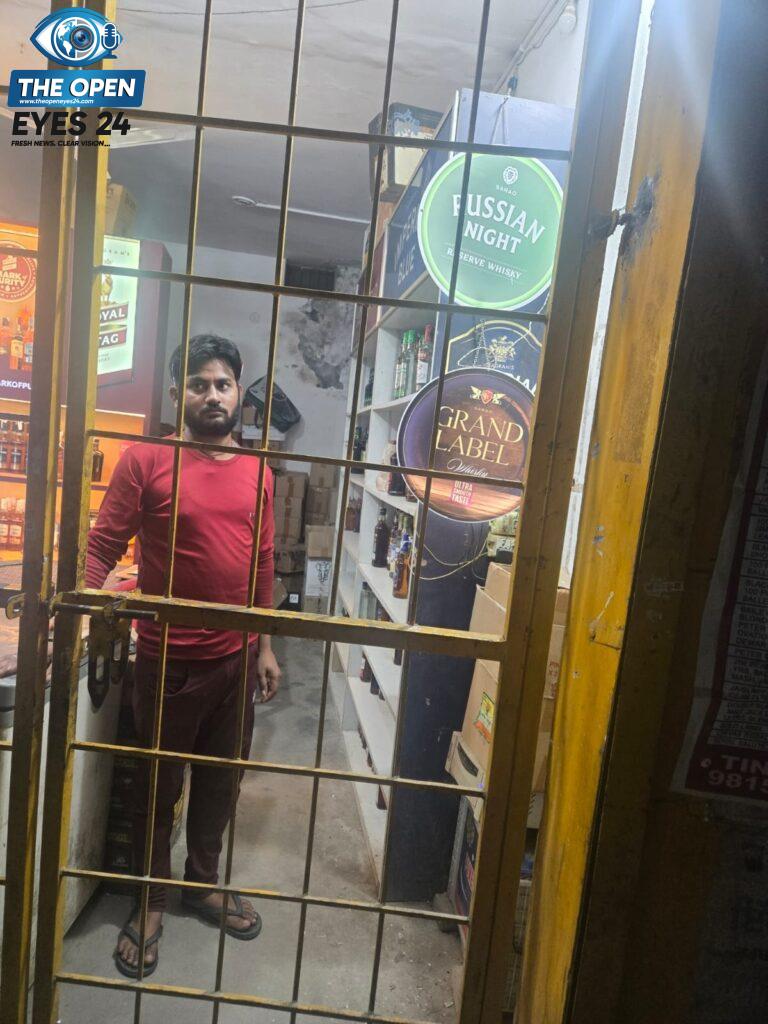 ਸ਼ਰਾਬ ਦੇ 4 ਠੇਕਿਆਂ 'ਤੇ ਹਮਲਾ: ਹਮਲਾਵਰਾਂ ਨੇ ਚਲਾਏ ਹਥੌੜੇ, ਕਰਿੰਦਿਆਂ ਨੇ ਬੋਤਲਾਂ ਨਾਲ ਲਿਆ ਪੰਗਾ