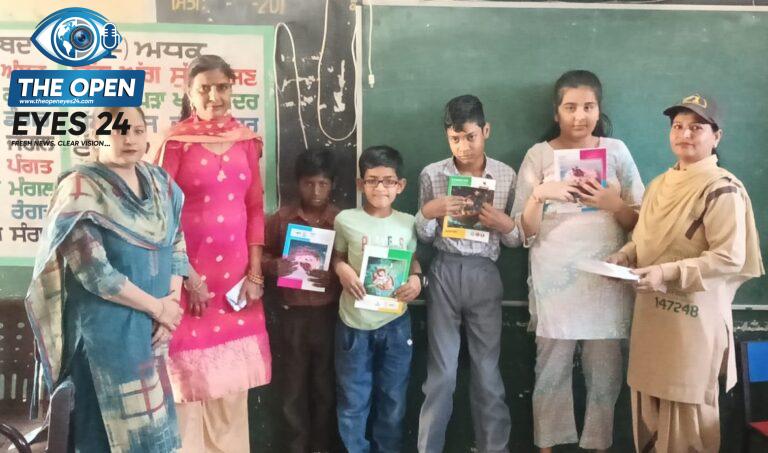 ਡੇਰਾ ਸ਼ਰਧਾਲੂ ਵੱਲੋਂ ਆਪਣੇ ਜਨਮ ਦਿਨ ਦੇ ਮੌਕੇ 'ਤੇ ਵਿਸ਼ੇਸ਼ ਬੱਚਿਆਂ ਨੂੰ ਕਾਪੀਆਂ ਅਤੇ ਹੋਰ ਸਟੇਸ਼ਨਰੀ ਦਾ ਸਾਮਾਨ ਵੰਡ ਕੇ ਮਨਾਹੀ ਖੁਸ਼ੀ