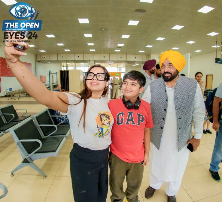 * ਹਲਵਾਰਾ ਹਵਾਈ ਅੱਡੇ ਦੇ ਵਿਕਾਸ ’ਤੇ ਪੰਜਾਬ ਸਰਕਾਰ ਨੇ 54 ਕਰੋੜ ਰੁਪਏ ਤੋਂ ਵੱਧ ਖ਼ਰਚ ਕੀਤੇ: ਭਗਵੰਤ ਸਿੰਘ ਮਾਨ