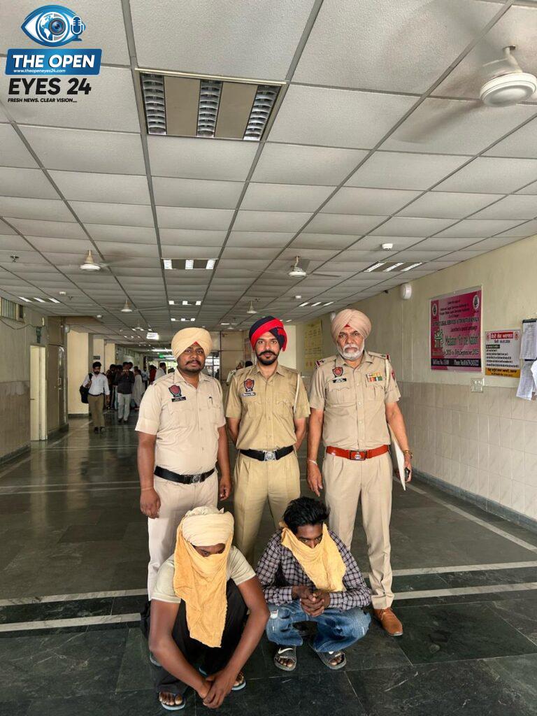 ਇੰਸਪੈਕਟਰ ਸ੍ਰੀ ਹਰਸਿਮਰਨਜੀਤ ਸਿੰਘ ਮੁੱਖ ਅਫਸਰ ਥਾਣਾ ਭਦੌੜ ਦੀ ਅਗਵਾਈ ਹੇਠ ਸ:ਬ ਸੁਰਿੰਦਰ ਸਿੰਘ ਨੇ ਪੁਲਿਸ ਪਾਰਟੀ ਸਮੇਤ ਚੈਕਿੰਗ ਦੌਰਾਨ ਪਿੰਡ ਹਿੰਮਤਪੁਰਾ ਵੱਲੋਂ ਪੈਦਲ ਆ ਰਹੇ ਦੋ ਸ਼ੱਕੀ ਵਿਅਕਤੀਆਂ ਨੂੰ ਰੋਕਿਆ, ਜੋ ਪੁਲਿਸ ਨੂੰ ਦੇਖ ਕੇ ਘਬਰਾ ਗਏ ਅਤੇ ਭੱਜਣ ਦੀ ਕੋਸ਼ਿਸ਼ ਕਰਨ ਲੱਗੇ।