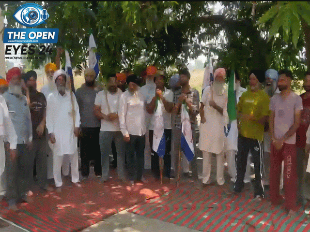 ਘੁਮਾਣ ਬਿਜਲੀ ਘਰ ਦੇ ਬਾਹਰ ਬਿਜਲੀ ਦੀ ਮਾੜੀ ਸਪਲਾਈ ਖ਼ਿਲਾਫ਼ ਰੋਸ ਪ੍ਰਦਰਸ਼ਨ ਅਤੇ ਨਾਅਰੇਬਾਜ਼ੀ ਕਰਦੇ ਹੋਏ ਇਲਾਕੇ ਦੇ ਦੁਖੀ ਕਿਸਾਨ।