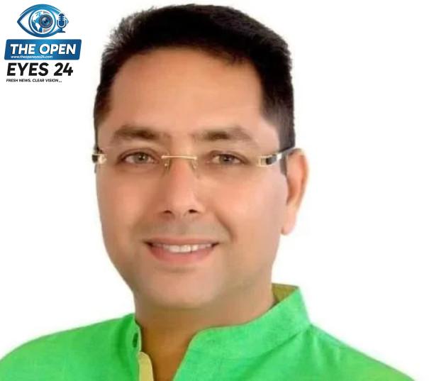 ਚੰਡੀਗੜ੍ਹ ਵਿਖੇ ਪੱਤਰਕਾਰਾਂ ਨਾਲ ਗੱਲਬਾਤ ਕਰਦੇ ਹੋਏ ਅਤੇ ਹਰਿਆਣਾ ਪੁਲਿਸ ਦੀ ਕਾਰਵਾਈ ਨੂੰ ਸਿਆਸੀ ਸਾਜ਼ਿਸ਼ ਦੱਸਦੇ ਹੋਏ ਪੰਜਾਬ ਦੇ ਕੈਬਨਿਟ ਮੰਤਰੀ ਅਮਨ ਅਰੋੜਾ।
