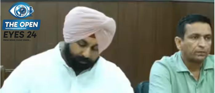 ਸ਼ਹਿਰਾਂ ਨੂੰ ਚਮਕਾਉਣ ਲਈ ਪੰਜਾਬ ਸਰਕਾਰ ਦਾ ਸਖ਼ਤ ਕਦਮ: ਹੁਣ ਏ.ਸੀ ਦਫ਼ਤਰ ਛੱਡ ਕੇ ਜ਼ਮੀਨੀ ਪੱਧਰ 'ਤੇ ਕੰਮ ਕਰਨਗੇ ਨਗਰ ਨਿਗਮ ਅਧਿਕਾਰੀ