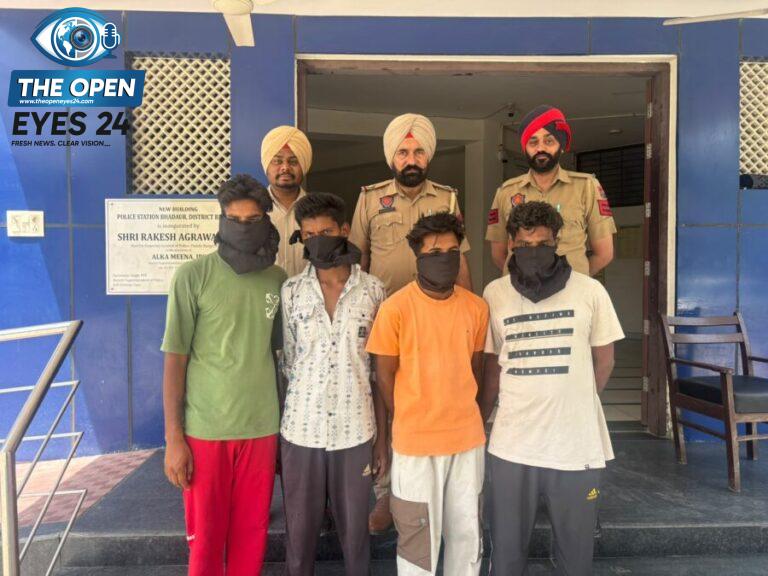 ਸ਼ਮਸ਼ਾਨ ਘਾਟ ਵਿੱਚੋਂ ਉੱਨੀ ਗਰਾਮ ਨਸ਼ੀਲੇ ਪਦਾਰਥ ਸਮੇਤ ਕਾਬੂ ਕੀਤੇ ਗਏ ਚਾਰ ਨੌਜਵਾਨਾਂ ਬਾਰੇ ਜਾਣਕਾਰੀ ਦਿੰਦੇ ਹੋਏ ਸਹਾਇਕ ਥਾਣੇਦਾਰ ਕਮਲਜੀਤ ਸਿੰਘ ਅਤੇ ਪੁਲਿਸ ਪਾਰਟੀ।