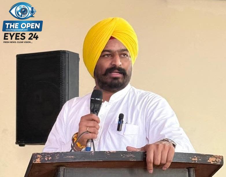 ਤਪਾ ਮੰਡੀ ਵਿਖੇ ਪੱਤਰਕਾਰਾਂ ਨਾਲ ਗੱਲਬਾਤ ਕਰਦੇ ਹੋਏ ਅਤੇ ਜਨਤਾ ਨੂੰ ਸੰਬੋਧਨ ਕਰਦੇ ਹੋਏ ਹਲਕਾ ਭਦੌੜ ਦੇ ਵਿਧਾਇਕ ਲਾਭ ਸਿੰਘ ਉਗੋਕੇ।