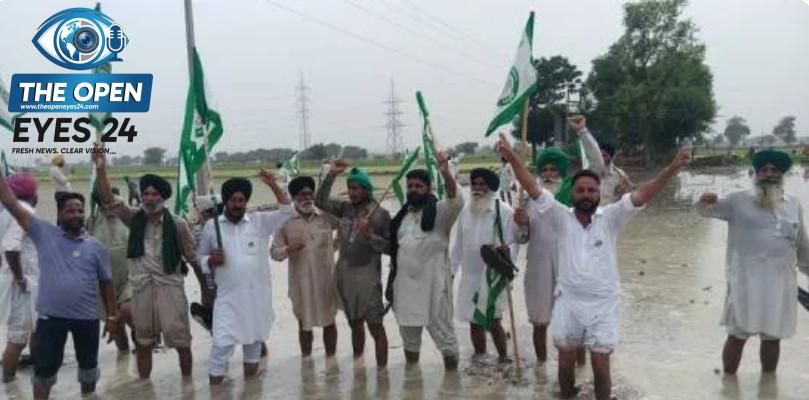 ਮਹਿਲ ਕਲਾਂ ਵਿਖੇ ਮੁੱਖ ਮੰਤਰੀ ਦੀ ਲੋਕ ਮਿਲਣੀ ਤੋਂ ਪਹਿਲਾਂ ਹੰਗਾਮਾ, ਮੰਗ ਪੱਤਰ ਦੇਣ ਜਾ ਰਹੇ ਕਿਸਾਨਾਂ ਦੀ ਪੁਲਿਸ ਵੱਲੋਂ ਘੇਰਾਬੰਦੀ