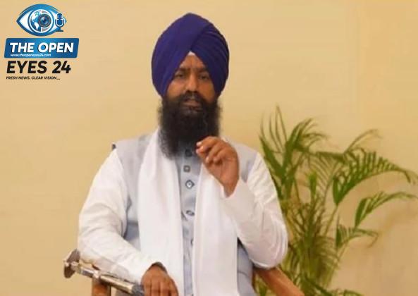  ਗੁਰਦੁਆਰਾ ਸਾਹਿਬਾਨ ਅੰਦਰ ਯੋਗਾ ਕਰਨ 'ਤੇ ਪਾਬੰਦੀ ਅਤੇ ਗੁਰਮਤਿ ਮਰਿਆਦਾ ਬਹਾਲ ਰੱਖਣ ਸਬੰਧੀ ਸੁਨੇਹਾ ਦਿੰਦੇ ਹੋਏ ਸ੍ਰੀ ਅਕਾਲ ਤਖ਼ਤ ਸਾਹਿਬ ਦੇ ਜਥੇਦਾਰ।