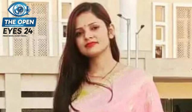 ਸ਼ੱਕੀ ਹਾਲਾਤ ਵਿੱਚ ਮੌਤ ਦਾ ਸ਼ਿਕਾਰ ਹੋਈ ਅੰਮ੍ਰਿਤਾ ਕੁਮਾਰੀ ਅਤੇ ਉਸ ਦੇ ਪਤੀ ਬਲਾਕ ਵਿਕਾਸ ਅਫ਼ਸਰ ਮਨੋਜ ਕੁਮਾਰ ਦੀ ਵਿਆਹ ਦੀ ਇੱਕ ਪੁਰਾਣੀ ਯਾਦਗਾਰੀ ਫਾਈਲ ਫੋਟੋ।