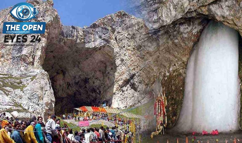 ਅਮਰਨਾਥ ਯਾਤਰਾ ਦੇ ਸ਼ੁਭ ਆਰੰਭ ਮੌਕੇ ਪਹਿਲਗਾਮ ਅਧਾਰ ਕੈਂਪ ਤੋਂ ਪਵਿੱਤਰ ਗੁਫਾ ਵੱਲ ਜੈਕਾਰਿਆਂ ਦੀ ਗੂੰਜ ਵਿੱਚ ਰਵਾਨਾ ਹੁੰਦੇ ਹੋਏ ਸ਼ਰਧਾਲੂਆਂ ਦੇ ਪਹਿਲੇ ਜਥੇ ਦਾ ਇੱਕ ਮਨਮੋਹਕ ਦ੍ਰਿਸ਼।