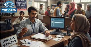 ਵੋਟਰ ਸੂਚੀ ਵਿੱਚ ਆਪਣਾ ਨਾਮ ਚੈੱਕ ਕਰਨ ਅਤੇ ਦਸਤਾਵੇਜ਼ ਜਮ੍ਹਾਂ ਕਰਵਾਉਣ ਲਈ ਸਰਕਾਰੀ ਦਫ਼ਤਰ ਦੇ ਬਾਹਰ ਲਾਈਨਾਂ ਵਿੱਚ ਖੜ੍ਹੇ ਸੂਬੇ ਦੇ ਆਮ ਲੋਕ।