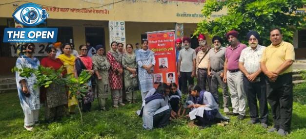 ਰੋਟਰੀ ਕਲੱਬ ਆਫ਼ ਅੰਮ੍ਰਿਤਸਰ ਆਸਥਾ ਵੱਲੋਂ ਭਗਤਾਂਵਾਲਾ ਦੇ ਸਰਕਾਰੀ ਸੀਨੀਅਰ ਸੈਕੰਡਰੀ ਸਕੂਲ ਵਿੱਚ ਵਾਤਾਵਰਨ ਦੀ ਸ਼ੁੱਧਤਾ ਲਈ ਰੁੱਖ ਲਗਾਉਣ ਦੀ ਵਿਸ਼ੇਸ਼ ਮੁਹਿੰਮ ਦਾ ਆਯੋਜਨ