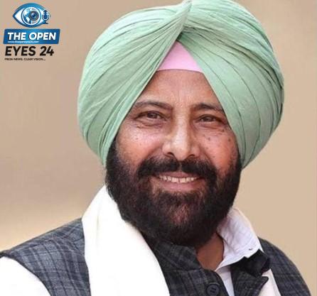 ਪੰਜਾਬ ਹਰਿਆਣਾ ਹਾਈ ਕੋਰਟ ਦੇ ਫ਼ੈਸਲੇ ਦਾ ਸਵਾਗਤ ਕਰਦੇ ਹੋਏ ਅਤੇ ਪੰਜਾਬ ਸਰਕਾਰ ਖ਼ਿਲਾਫ਼ ਪੱਤਰਕਾਰਾਂ ਨਾਲ ਗੱਲਬਾਤ ਕਰਦੇ ਹੋਏ ਭਾਰਤੀ ਜਨਤਾ ਪਾਰਟੀ ਦੇ ਸੂਬਾ ਪ੍ਰਧਾਨ ਕੇਵਲ ਸਿੰਘ ਢਿੱਲੋਂ।