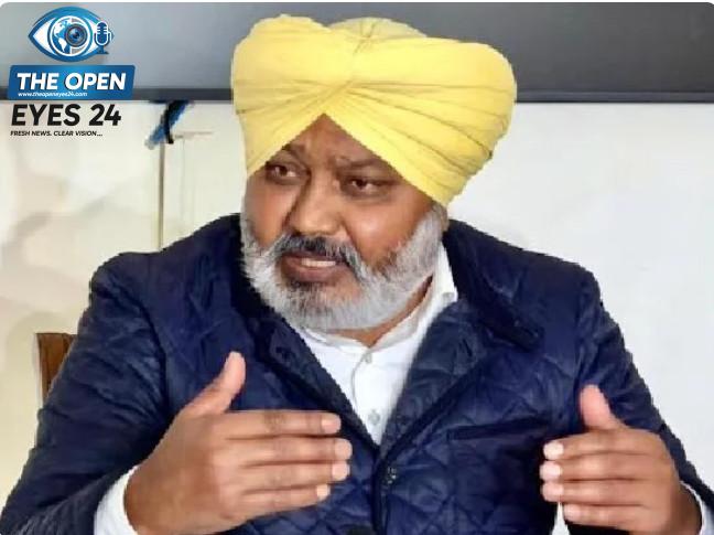  ਵਿੱਤ ਮੰਤਰੀ ਹਰਪਾਲ ਸਿੰਘ ਚੀਮਾ ਦੇ ਬਿਆਨ ਖ਼ਿਲਾਫ਼ ਆਨਲਾਈਨ ਬੈਠਕ ਕਰਕੇ ਅਗਲੇ ਸੰਘਰਸ਼ ਦਾ ਐਲਾਨ ਕਰਦੇ ਹੋਏ ਪੰਜਾਬ ਸਟੇਟ ਮਨਿਸਟੀਰੀਅਲ ਸਰਵਿਸਜ਼ ਯੂਨੀਅਨ ਦੇ ਸੂਬਾਈ ਆਗੂ।