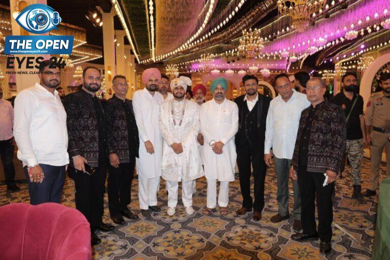 ਵਿਆਹ ਸਮਾਗਮ ਦੌਰਾਨ ਸ੍ਰੀ ਅੰਮ੍ਰਿਤ ਪਾਲ ਮਿੱਤਲ ਦੇ ਪਰਿਵਾਰ ਨੂੰ ਵਧਾਈ ਦਿੰਦੇ ਹੋਏ ਅਤੇ ਨਵ-ਵਿਆਹੀ ਜੋੜੀ ਨੂੰ ਸ਼ੁਭਕਾਮਨਾਵਾਂ ਭੇਂਟ ਕਰਦੇ ਹੋਏ ਸਨੇਹੀ।
