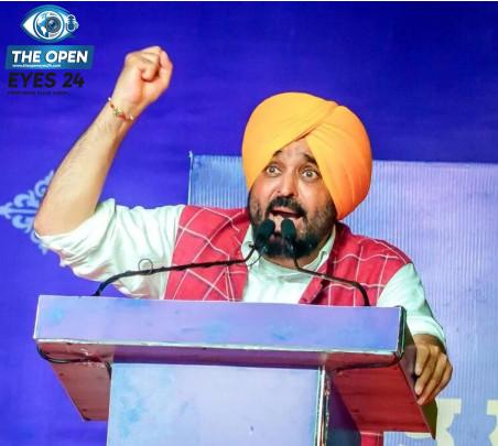 ਫੋਟੋ ਕੈਪਸ਼ਨ: ਪਟਿਆਲਾ ਵਿਖੇ ਪੱਤਰਕਾਰਾਂ ਨਾਲ ਗੱਲਬਾਤ ਕਰਦੇ ਹੋਏ ਆਮ ਆਦਮੀ ਪਾਰਟੀ ਦੇ ਰਾਜਸੀ ਜਨਰਲ ਸਕੱਤਰ ਅਤੇ ਮੀਡੀਆ ਇੰਚਾਰਜ ਬਲਤੇਜ ਸਿੰਘ ਪੰਨੂ।